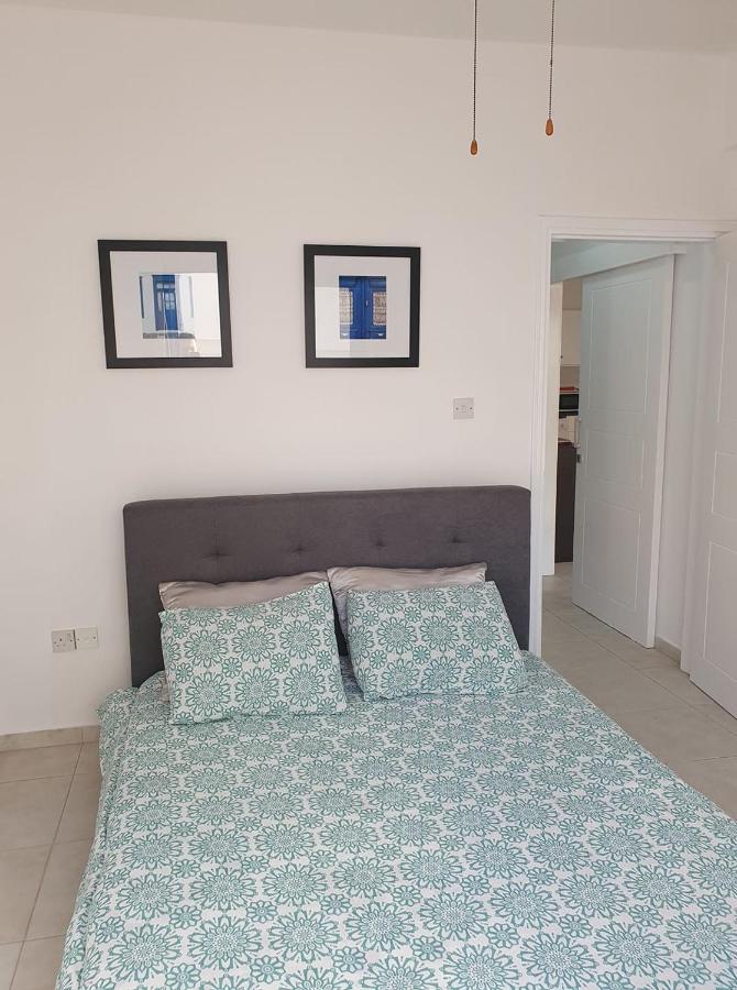 Central Gem - 10 Min Walk To The Sea, Harbor And Mall Apartment Пафос Екстериор снимка